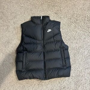 Nike Therma-Fit Puffer Vest